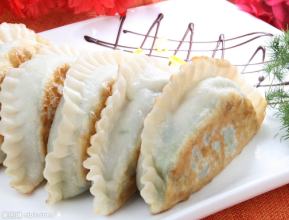 漂亮的煎水饺