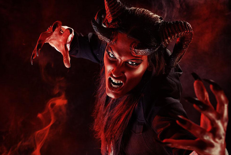 发怒准备伤人的牛魔王