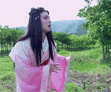 男扮女装的女人