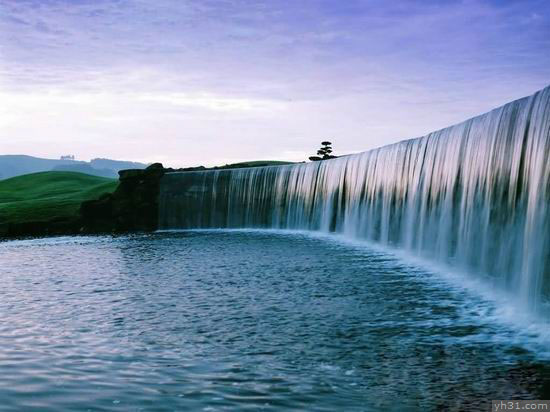 精美的瀑布仙境