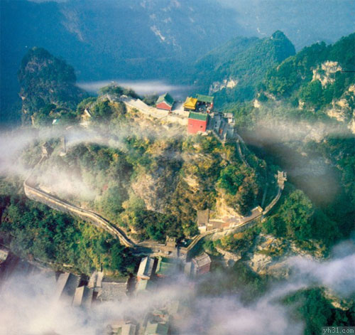 空中拍下的美丽长城