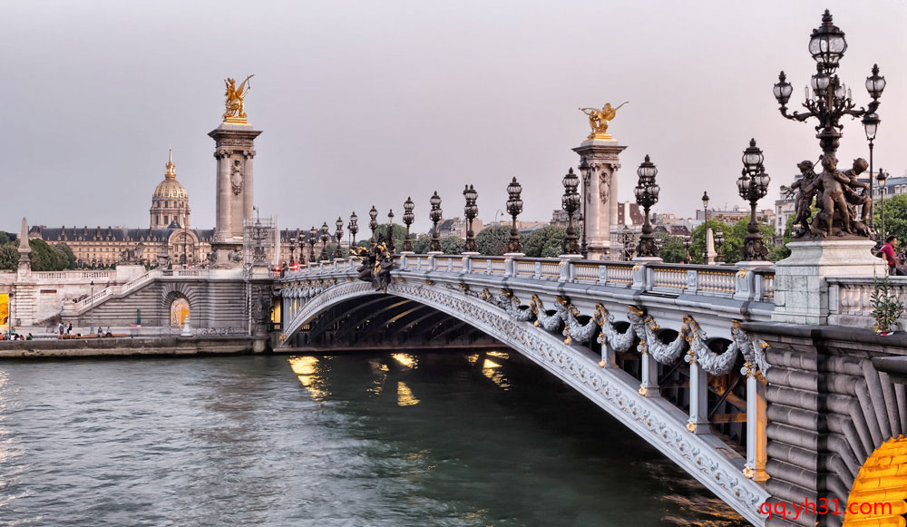 非常漂亮的法国巴黎塞纳河风景