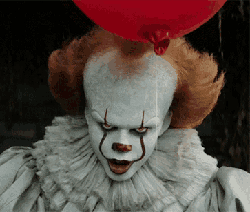 装扮吓人的小丑
