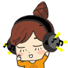 粽子女生听音乐
