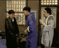 轻轻的打你耳光