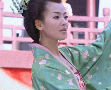 古典美女回睦一笑