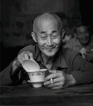 悠哉闲哉，喝喝茶享受生活