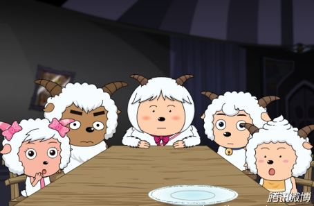 大家坐在一起，等着开饭