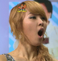 张着嘴巴的女生，好惊讶