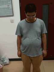 把啤酒肚变成肌肉