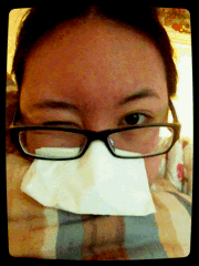 超级搞怪的眼镜妹妹