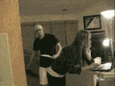 超级恶搞女人的方式