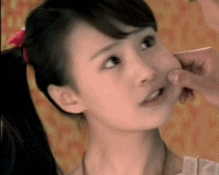 把你的脸扯得长长的