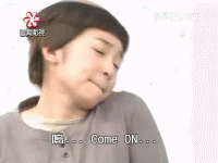 搞怪玩舌头的女人