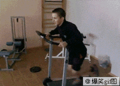 跑步机上出意外，悲剧啊
