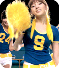 漂亮活泼的啦啦队女郎