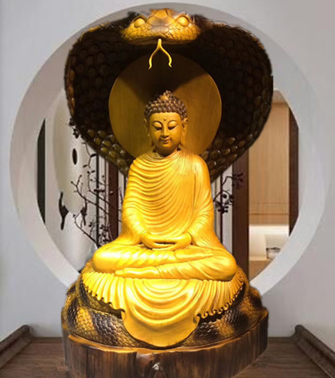 非常精致的崖柏弥勒佛摆件