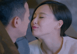 帅哥被亲嘴，瞬间呆了