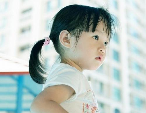 超萌的小女孩