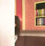 冒个脑袋出来傻笑