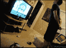 不小心把电视机摔坏