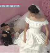 快让开，这里应该是我坐的位置