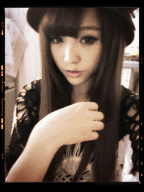 手指长长的漂亮女孩