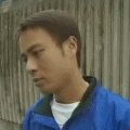 叹气摇头的男人