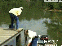 被重东西带进河里