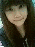 90后妹妹对着摄像头KISS