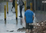 这坑爹的水坑啊