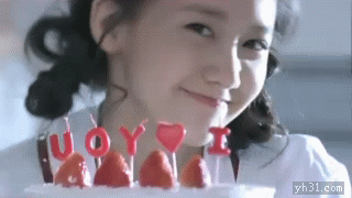 美女给你送好吃的