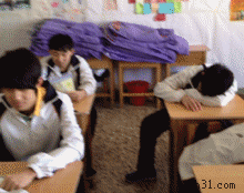 教室里的暴力误伤