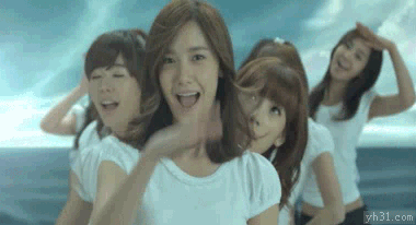 调皮的韩国少女时代组合