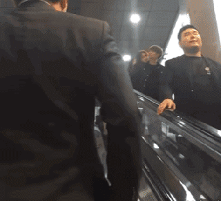 坐扶楼偶遇变态男