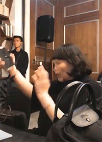 女人是否都是爱包狂人