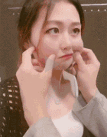 教你如何测试一下女朋友的脸有没有改动过